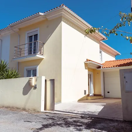 Retiro Da Atafona Pool House Yellow Feriehus